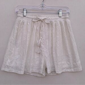 BCBGeneration White High Waist Shorts Womens XS Drawstring  | Embroidery Eyelet